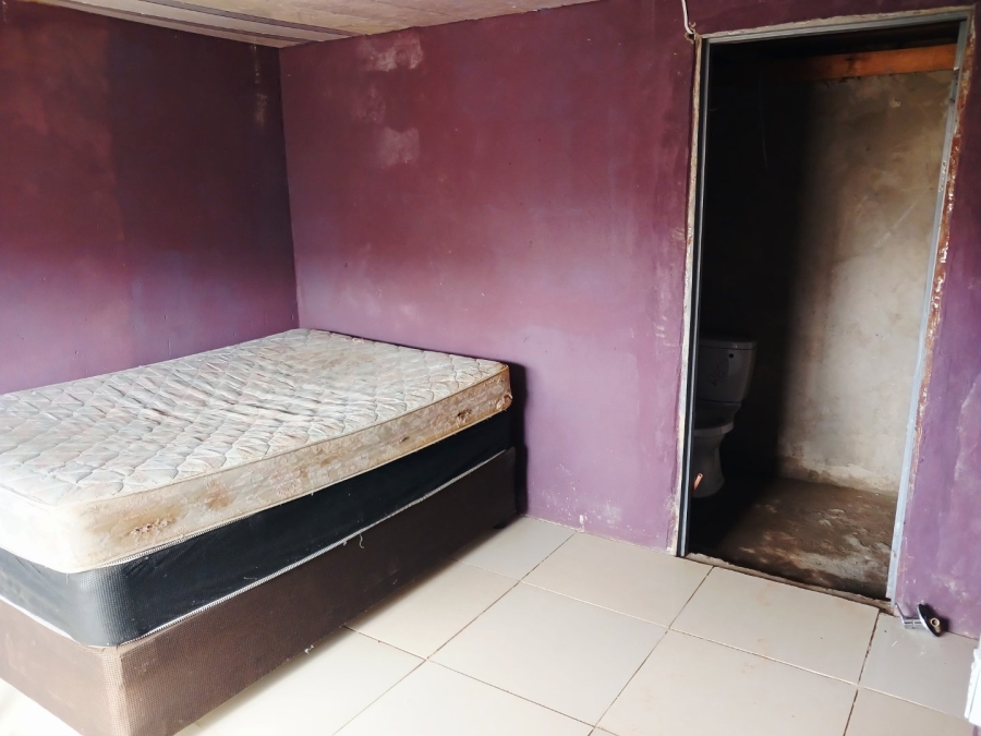  Bedroom Property for Sale in Masetjhaba View Gauteng