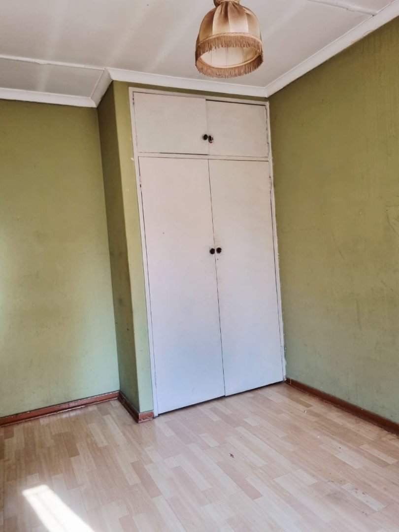 3 Bedroom Property for Sale in Rondebult Gauteng