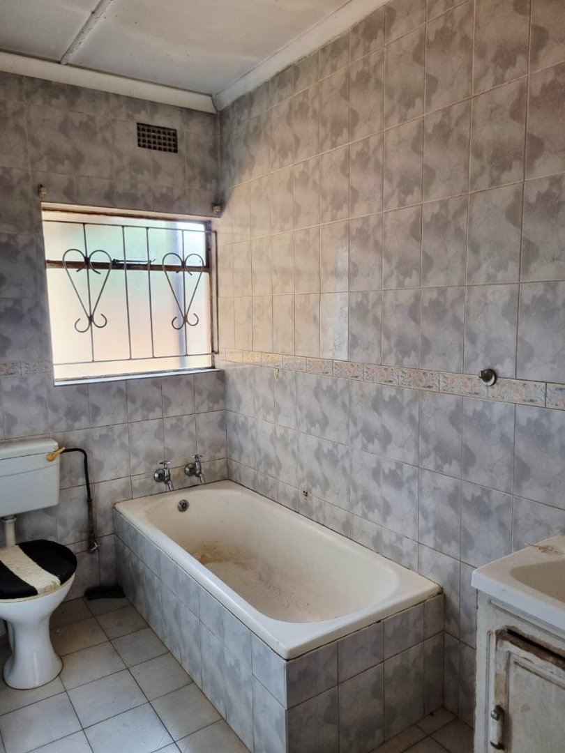 3 Bedroom Property for Sale in Rondebult Gauteng
