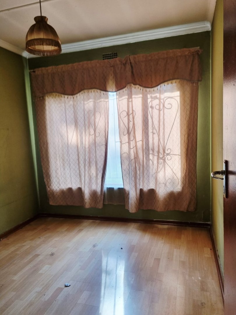 3 Bedroom Property for Sale in Rondebult Gauteng