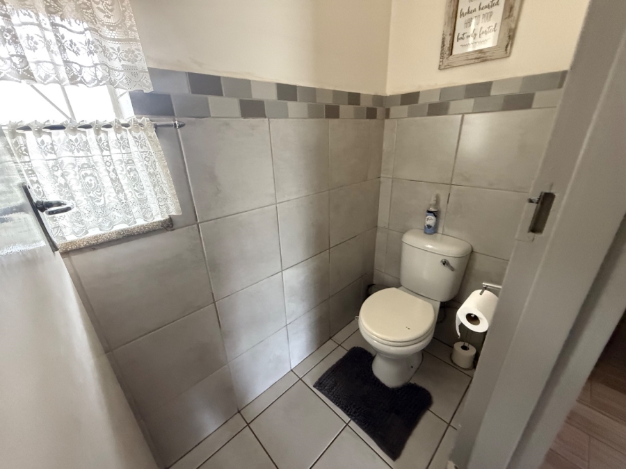 3 Bedroom Property for Sale in Estera Gauteng