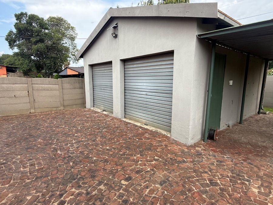 3 Bedroom Property for Sale in Estera Gauteng