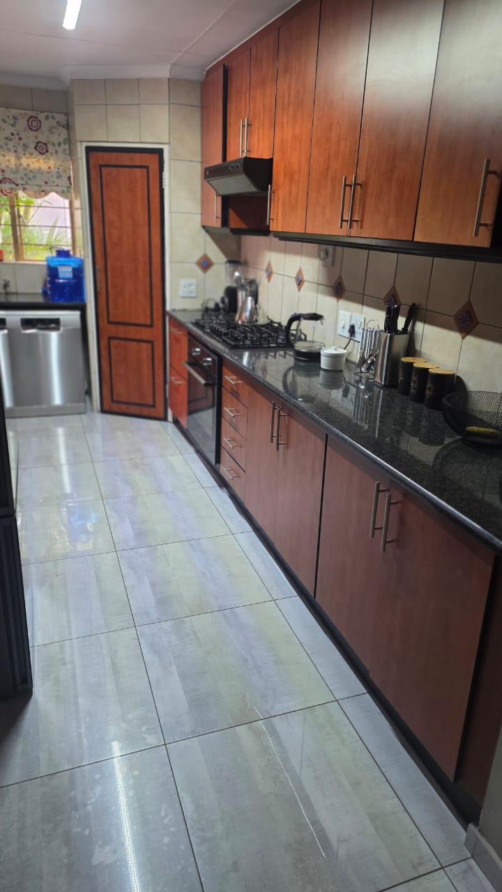 4 Bedroom Property for Sale in Doornpoort Gauteng