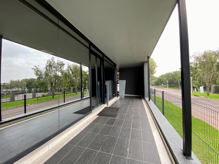 To Let commercial Property for Rent in Midridge Park Gauteng