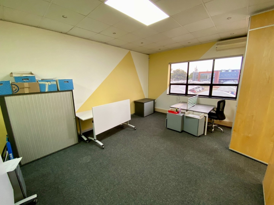 To Let commercial Property for Rent in Midridge Park Gauteng