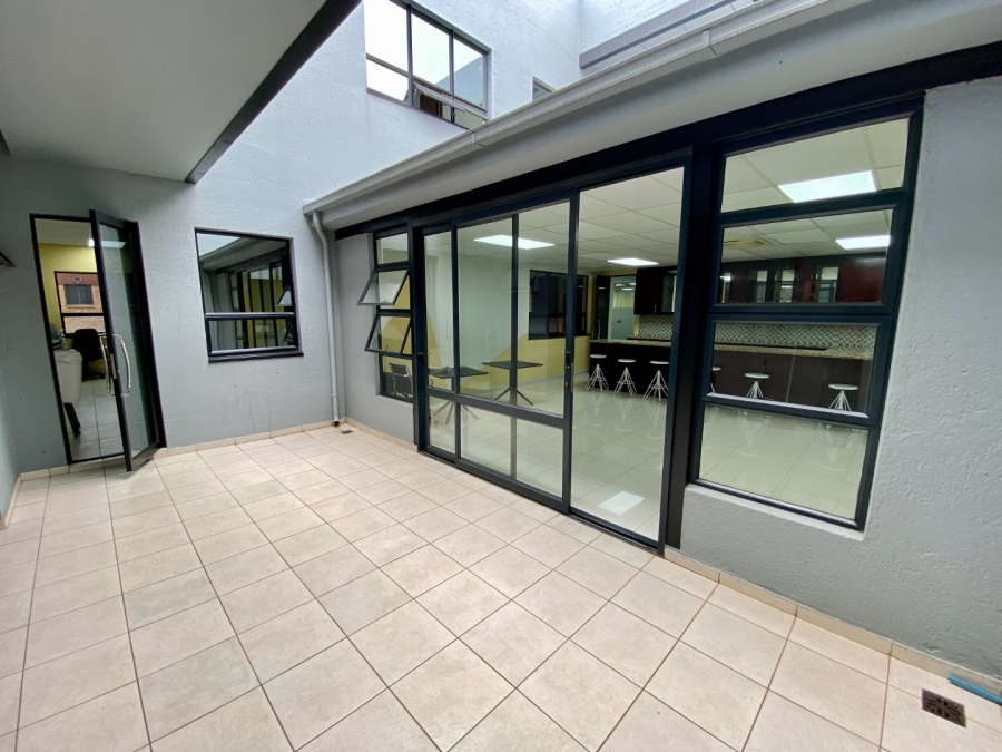 To Let commercial Property for Rent in Midridge Park Gauteng