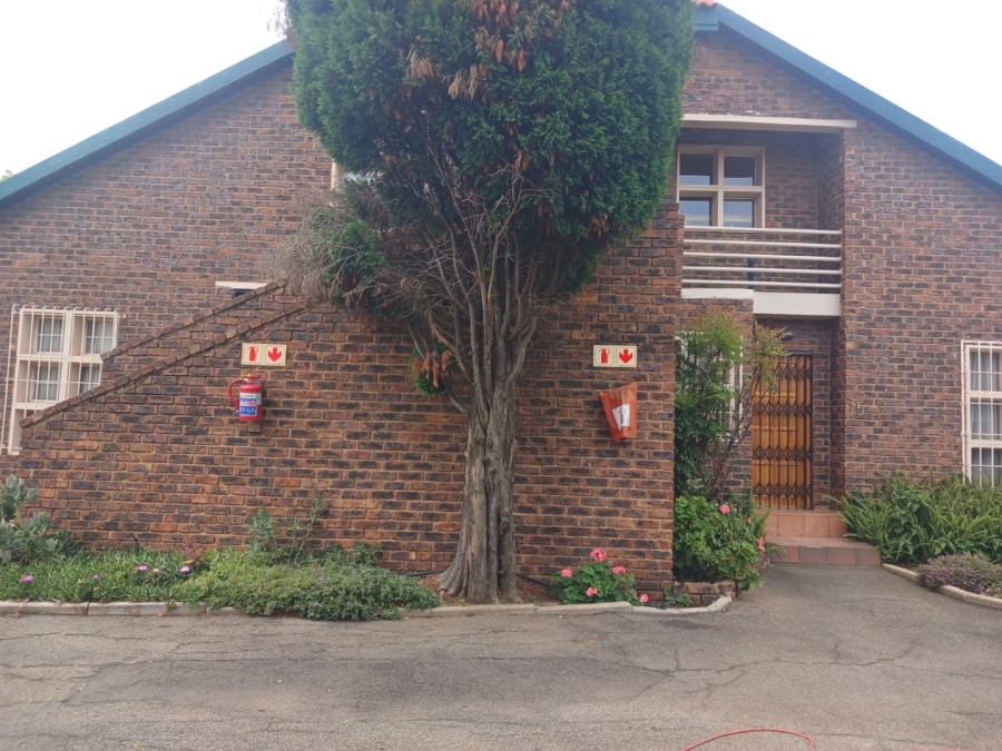 2 Bedroom Property for Sale in Kibler Park Gauteng