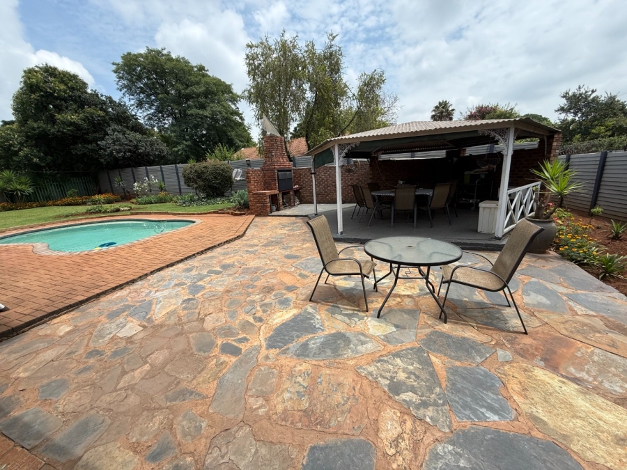 4 Bedroom Property for Sale in Lyttelton Manor Gauteng