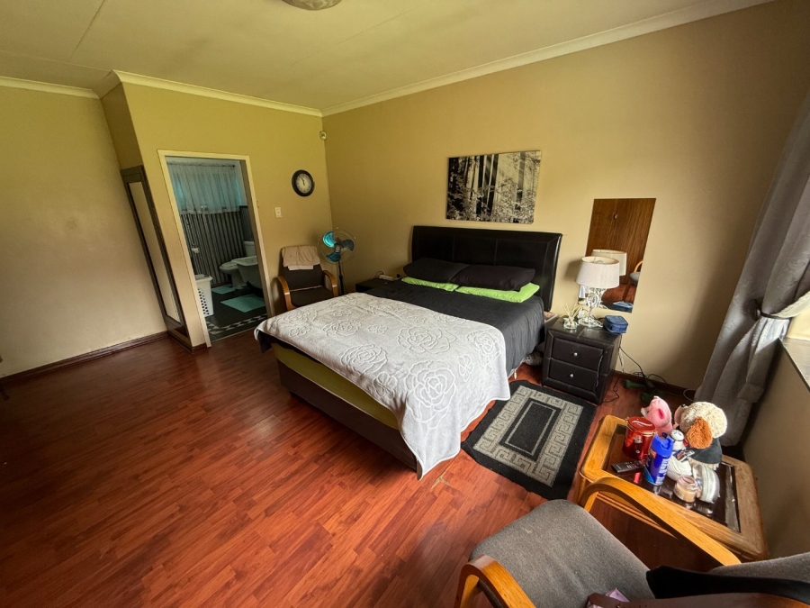 4 Bedroom Property for Sale in Lyttelton Manor Gauteng