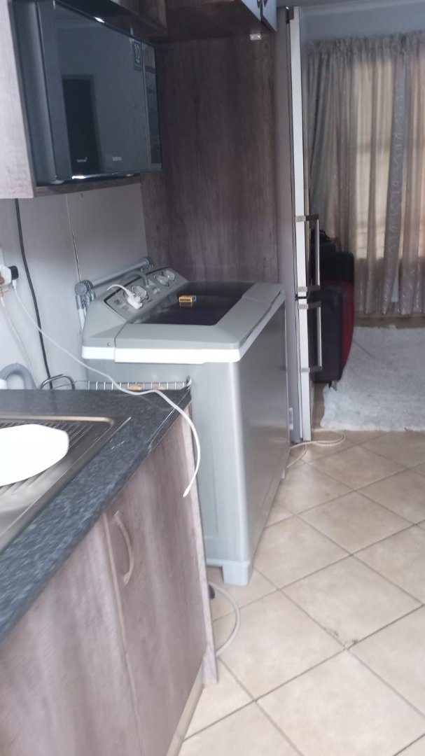 To Let 2 Bedroom Property for Rent in Lotus Gardens Gauteng