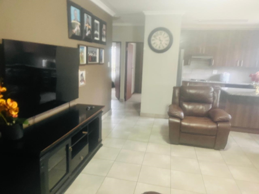 To Let 3 Bedroom Property for Rent in Noordwyk Gauteng