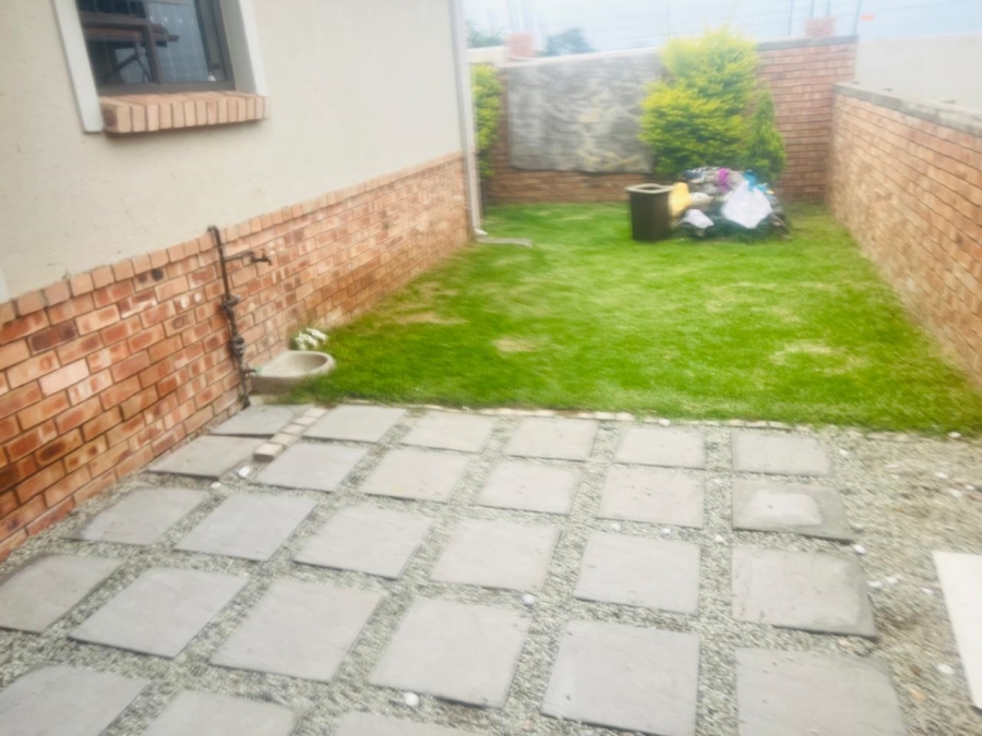 To Let 3 Bedroom Property for Rent in Noordwyk Gauteng
