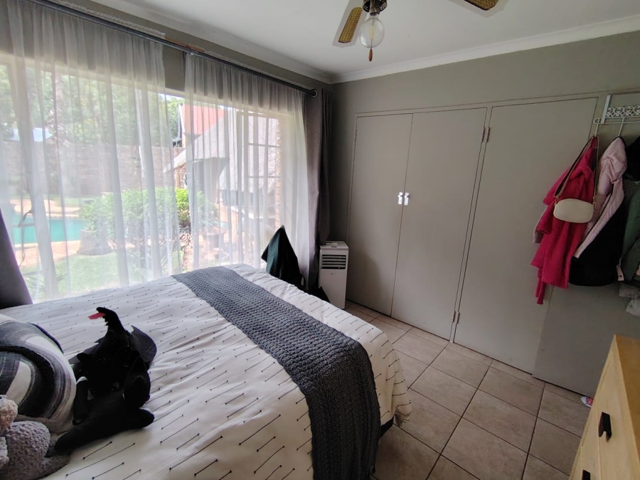 To Let 4 Bedroom Property for Rent in Garsfontein Gauteng