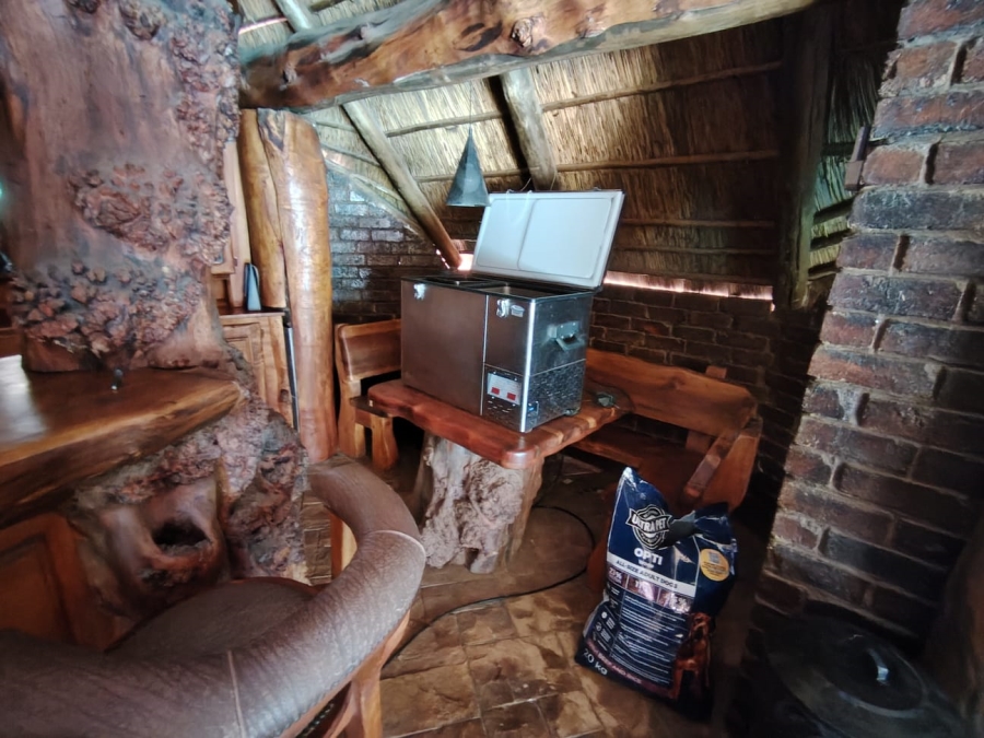 To Let 4 Bedroom Property for Rent in Garsfontein Gauteng