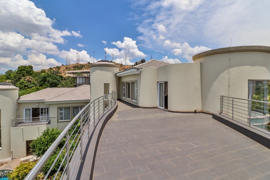 4 Bedroom Property for Sale in Bedfordview Gauteng