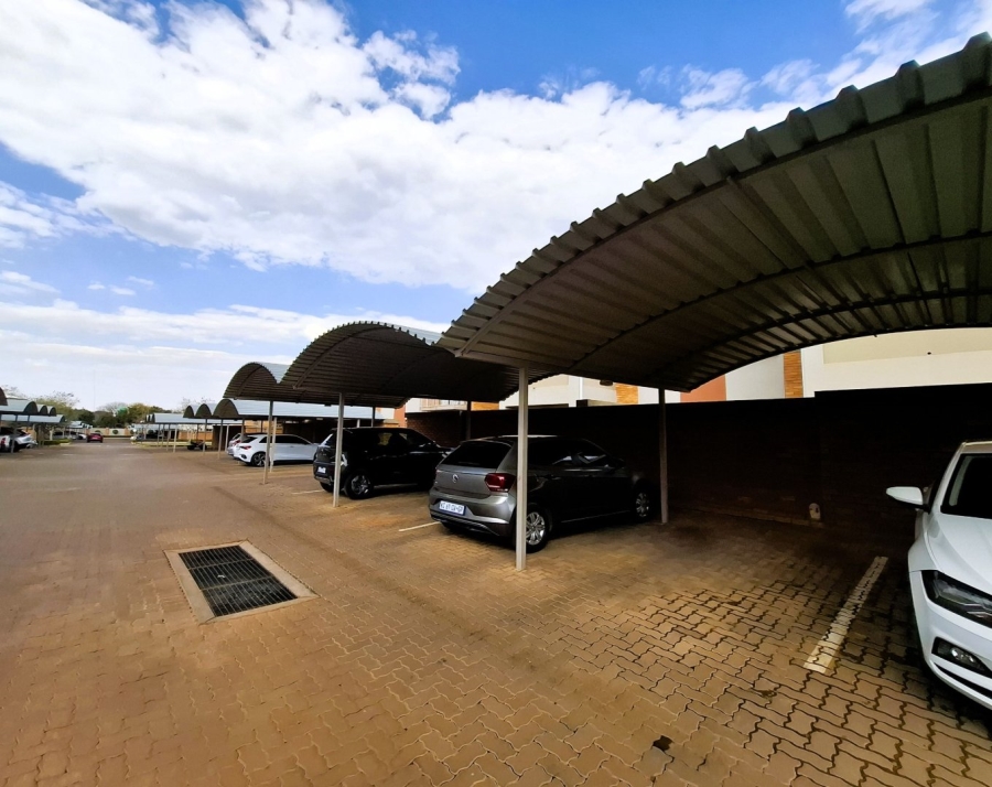 To Let 2 Bedroom Property for Rent in Andeon Gauteng