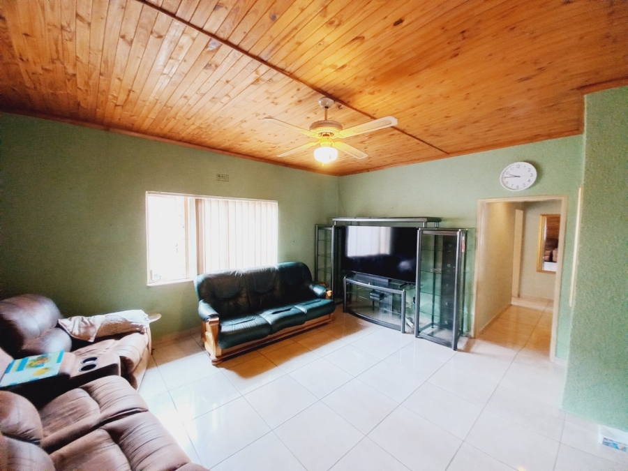 4 Bedroom Property for Sale in Gerdview Gauteng