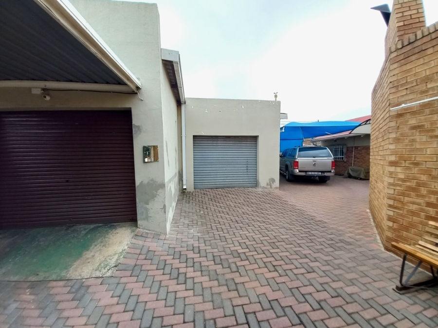 4 Bedroom Property for Sale in Gerdview Gauteng