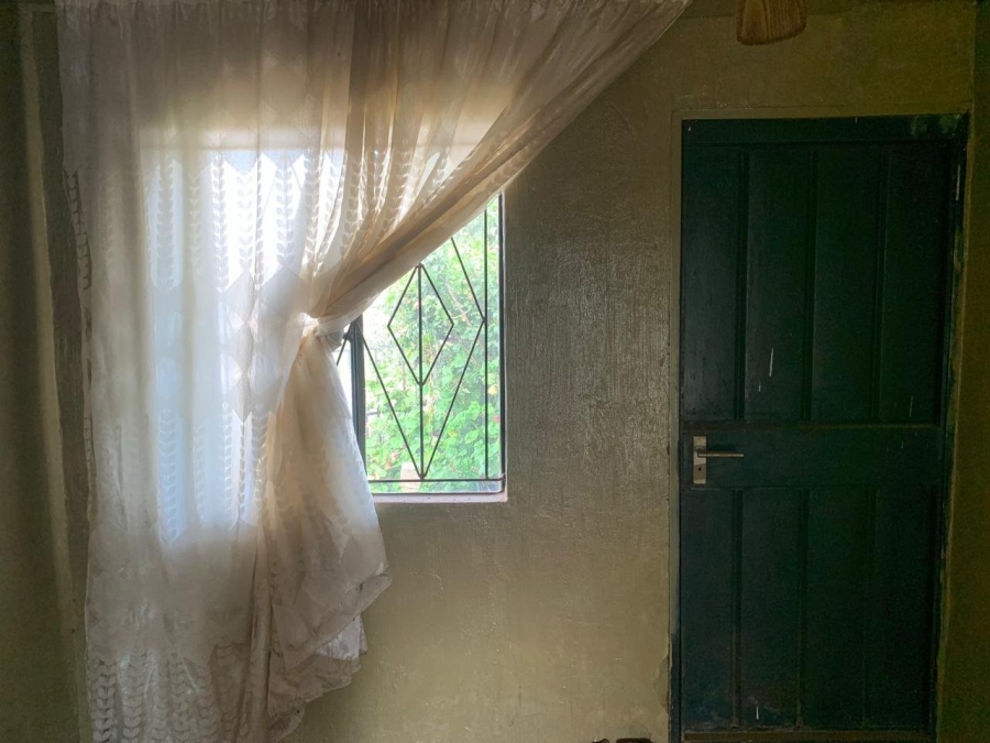 2 Bedroom Property for Sale in Etwatwa Gauteng