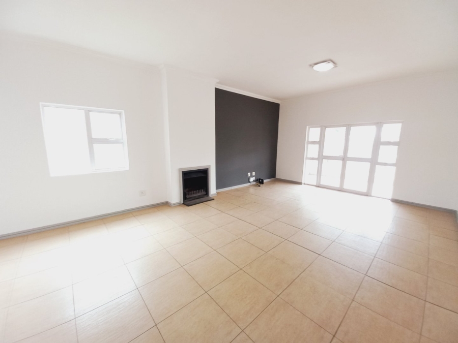 2 Bedroom Property for Sale in Greenstone Hill Gauteng