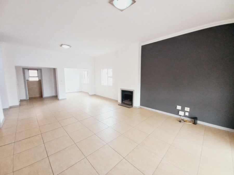 2 Bedroom Property for Sale in Greenstone Hill Gauteng