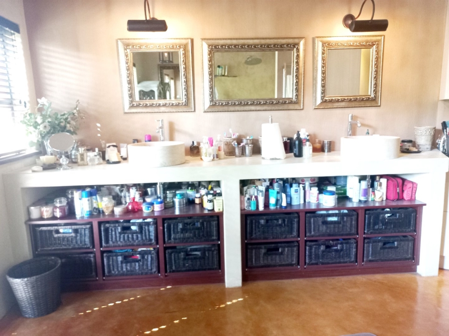  Bedroom Property for Sale in Ferndale Gauteng