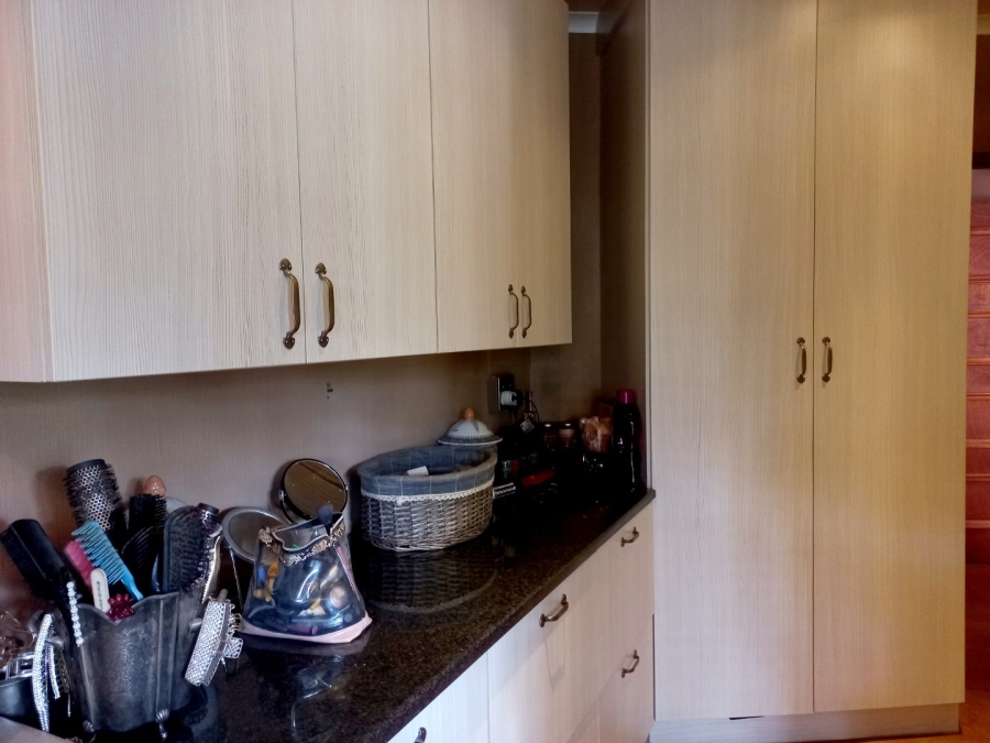  Bedroom Property for Sale in Ferndale Gauteng