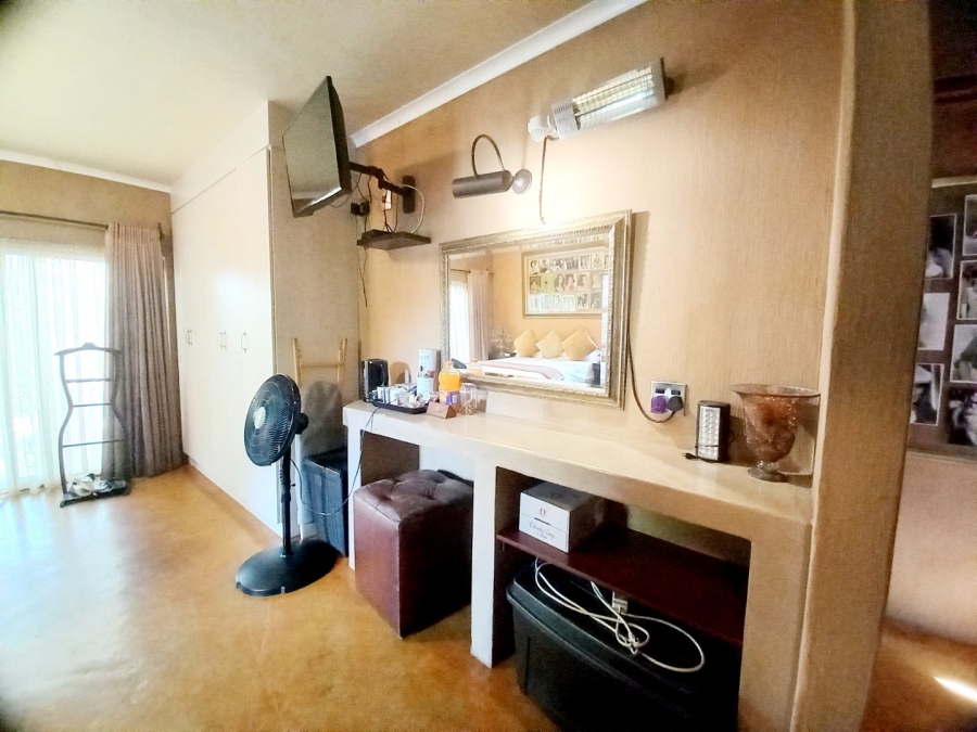  Bedroom Property for Sale in Ferndale Gauteng