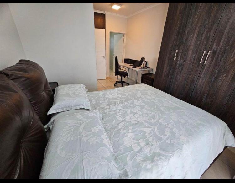 2 Bedroom Property for Sale in Olivedale Gauteng