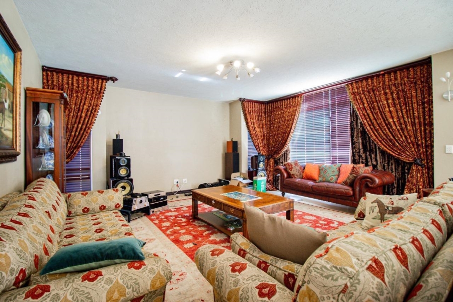 5 Bedroom Property for Sale in Meyersdal Eco Estate Gauteng