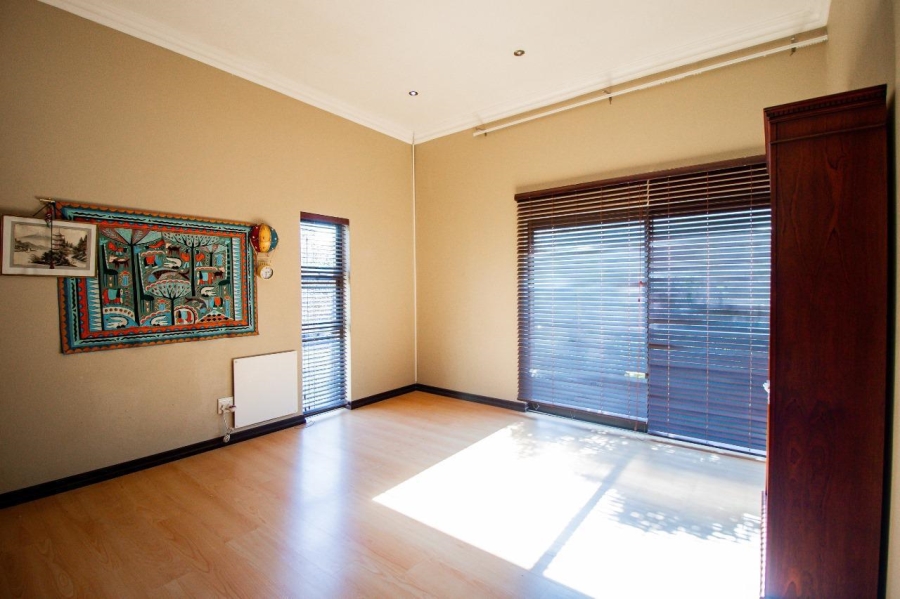 5 Bedroom Property for Sale in Meyersdal Eco Estate Gauteng
