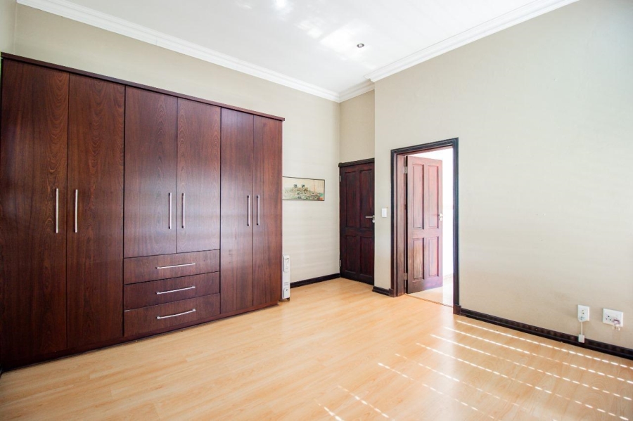 5 Bedroom Property for Sale in Meyersdal Eco Estate Gauteng