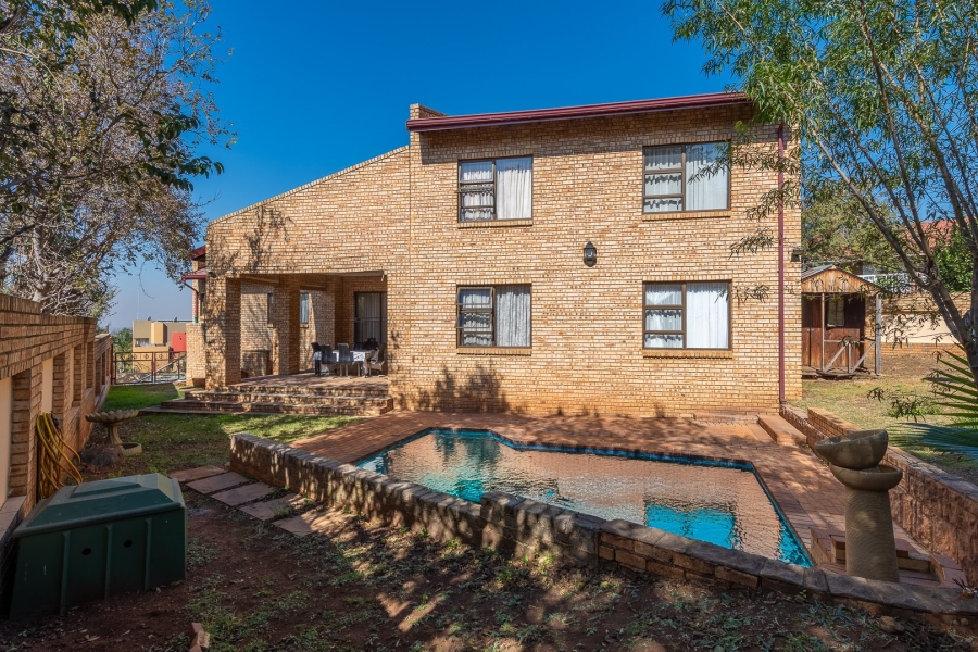 4 Bedroom Property for Sale in Meyersdal Gauteng