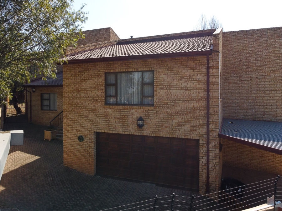 4 Bedroom Property for Sale in Meyersdal Gauteng