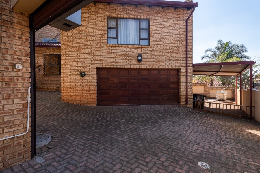 4 Bedroom Property for Sale in Meyersdal Gauteng