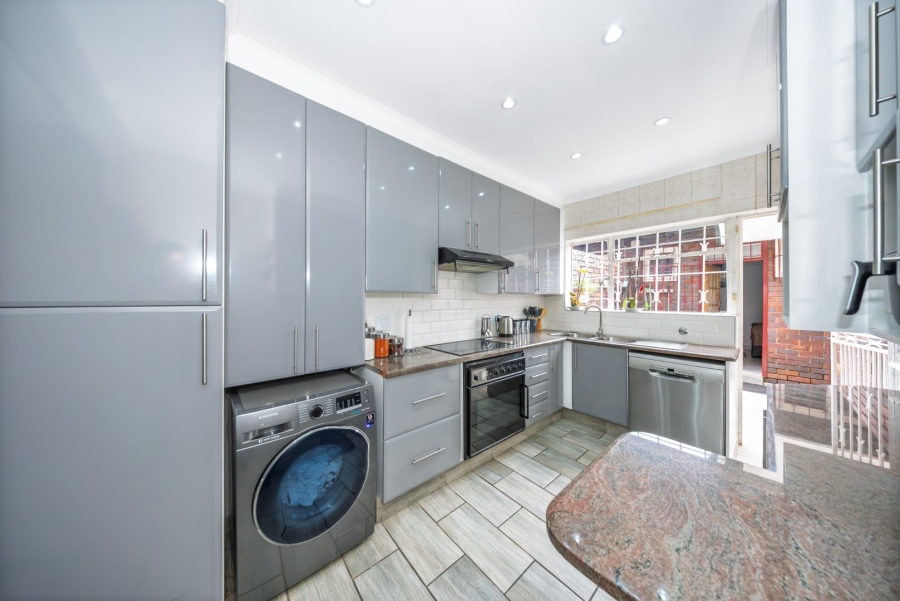 4 Bedroom Property for Sale in Eden Glen Gauteng