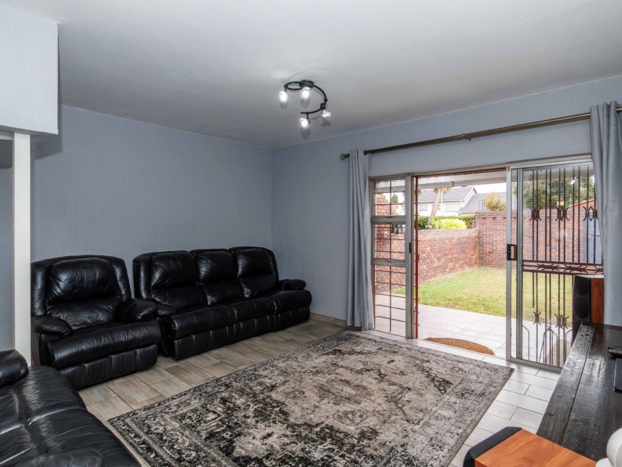 4 Bedroom Property for Sale in Eden Glen Gauteng