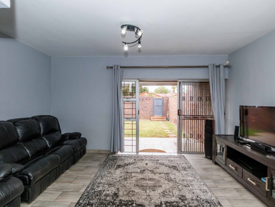 4 Bedroom Property for Sale in Eden Glen Gauteng