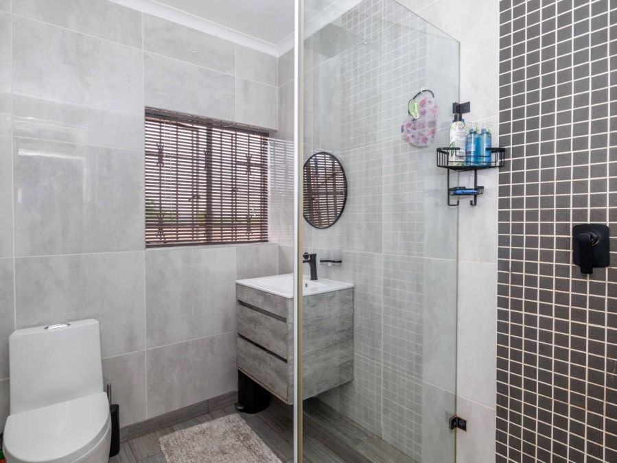 4 Bedroom Property for Sale in Eden Glen Gauteng