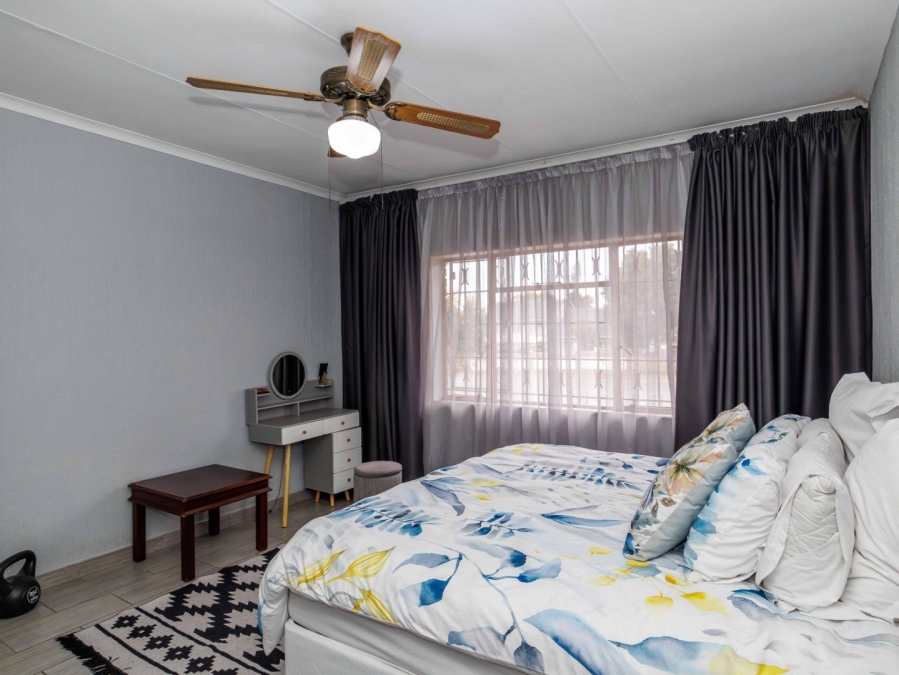 4 Bedroom Property for Sale in Eden Glen Gauteng