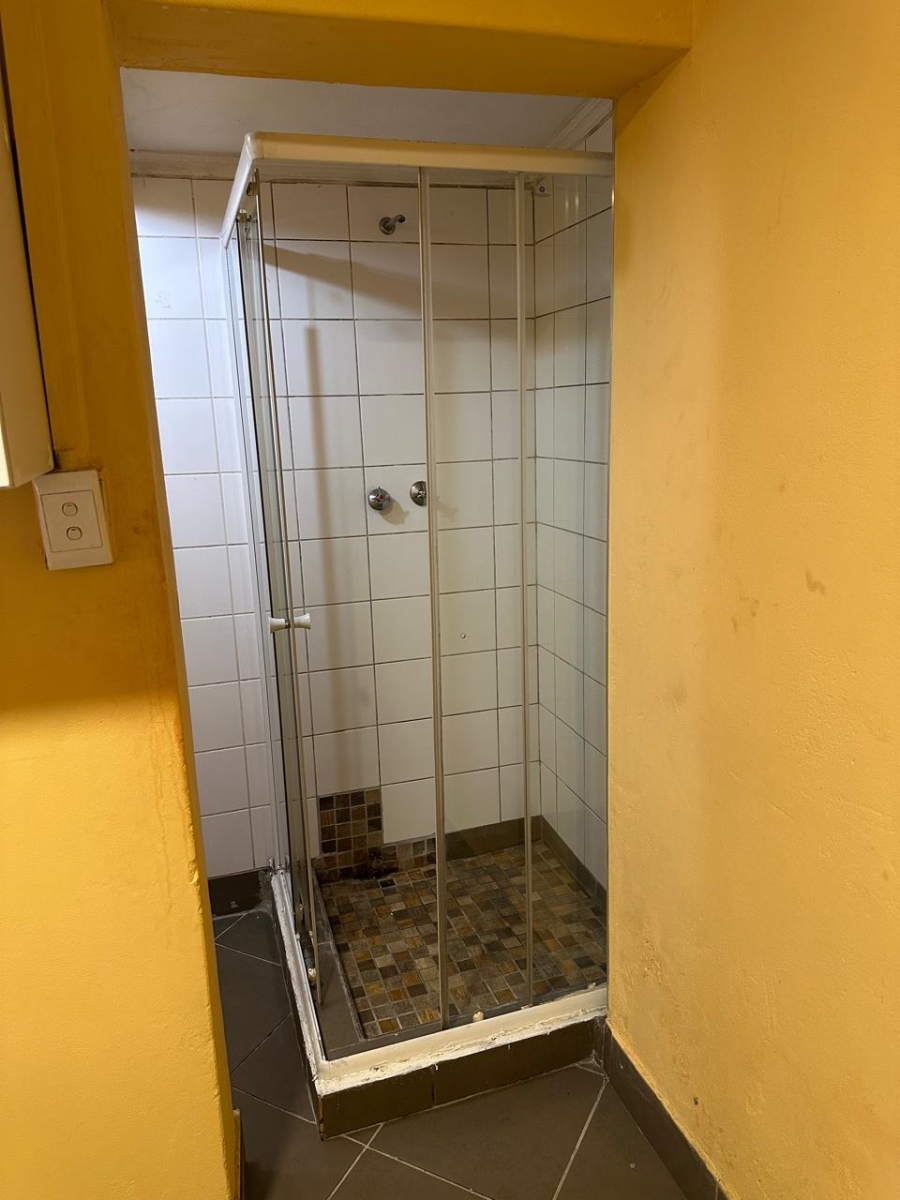 1 Bedroom Property for Sale in South Hills Gauteng