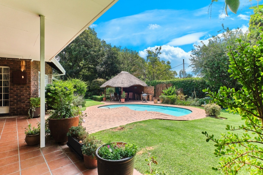 4 Bedroom Property for Sale in Northcliff Gauteng