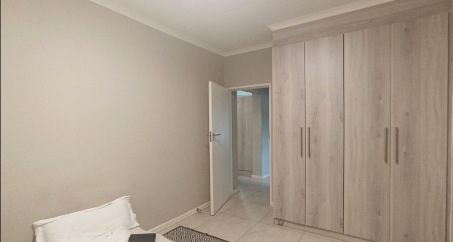 2 Bedroom Property for Sale in Noordhang Gauteng