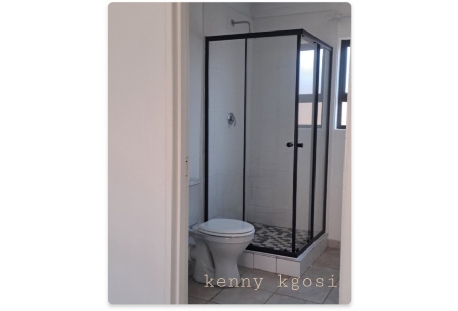 2 Bedroom Property for Sale in Windmill Park Gauteng