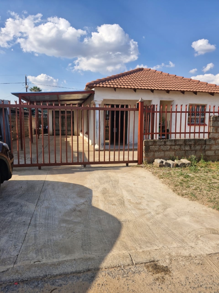 3 Bedroom Property for Sale in Karenpark Gauteng