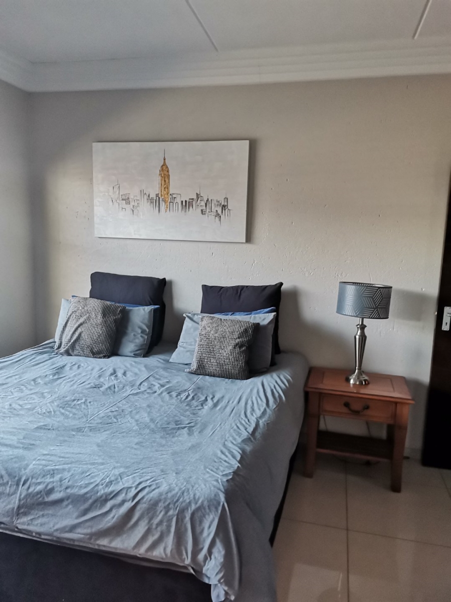 2 Bedroom Property for Sale in Eveleigh Gauteng