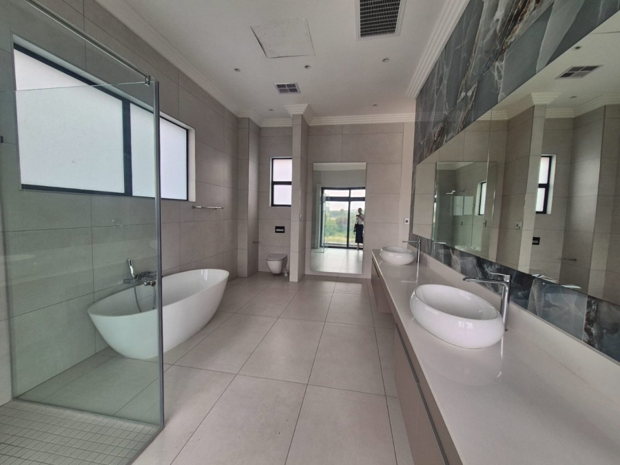 To Let 6 Bedroom Property for Rent in Waterfall Country Estate Gauteng