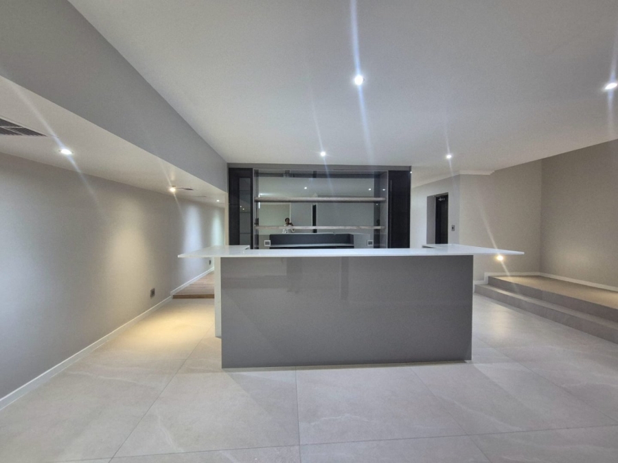 To Let 6 Bedroom Property for Rent in Waterfall Country Estate Gauteng