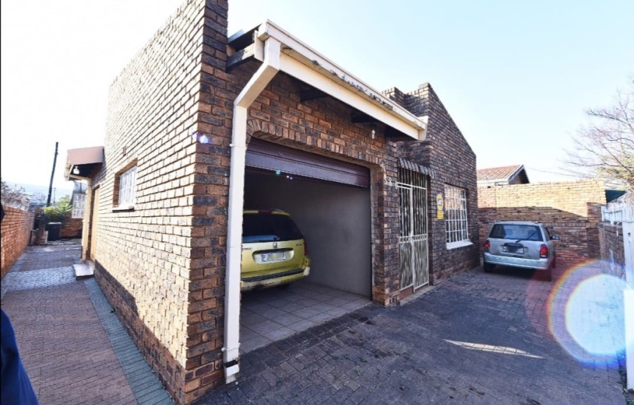 3 Bedroom Property for Sale in Eersterust Gauteng