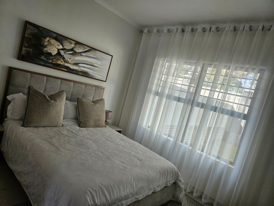 4 Bedroom Property for Sale in Crystal Park Gauteng